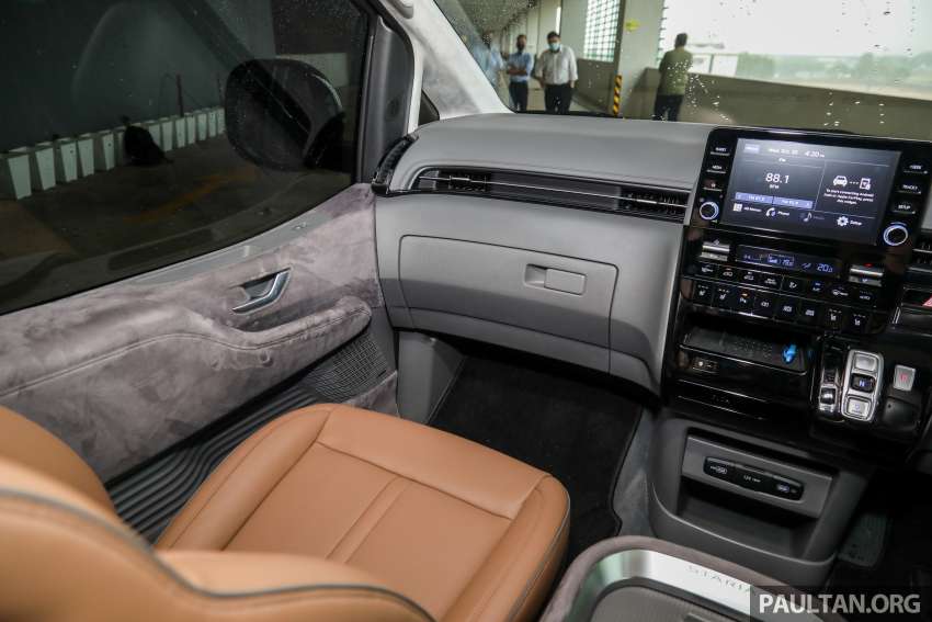 Hyundai Staria Premium dilancarkan di Malaysia – bermula RM359k, lebih mewah dan besar dari Starex 1365543