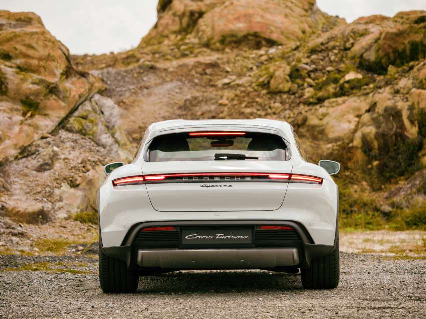 Porsche Taycan Cross Turismo 2021 dilancarkan di Malaysia – crossover elektrik sport bermula RM645k 1360548