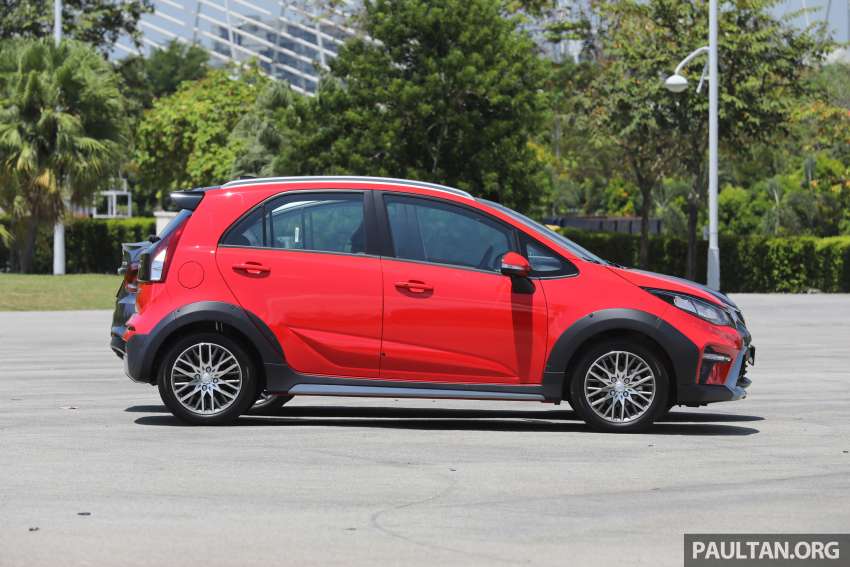2022 Proton Iriz vs Persona facelifts – new Malaysian hatchback and sedan get compared side by side Image #1363937
