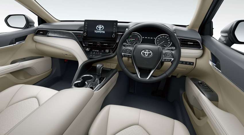 Toyota Camry facelift 2022 dilancarkan di Thailand pada 3 Nov – 2.5L petrol dan hibrid, tiada lagi 2.0L 1368319
