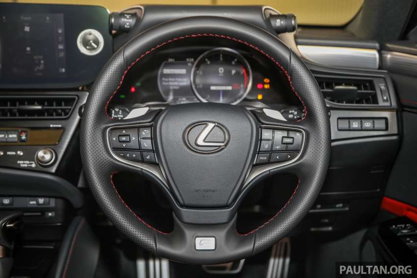Lexus ES 250 <em>facelift</em> 2022 dilancarkan di Malaysia — Premium, Luxury dan F Sport baru, harga dari RM296k Image #1360825