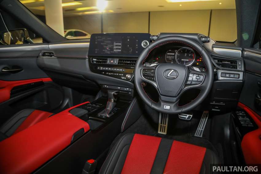 Lexus ES 250 <em>facelift</em> 2022 dilancarkan di Malaysia — Premium, Luxury dan F Sport baru, harga dari RM296k Image #1360878