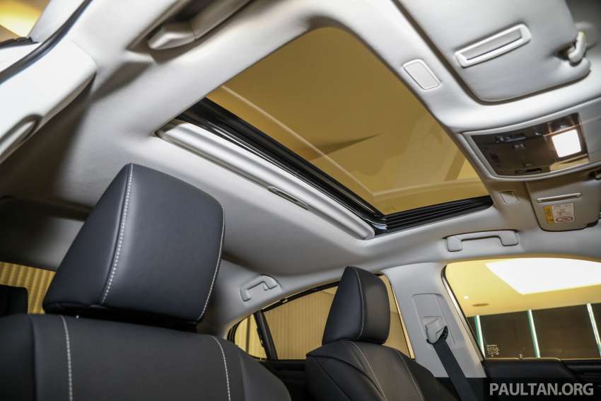 Lexus ES 250 <em>facelift</em> 2022 dilancarkan di Malaysia — Premium, Luxury dan F Sport baru, harga dari RM296k Image #1360961