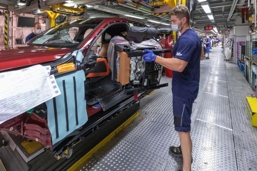 2022 BMW i4 series production begins at Munich plant 1364406