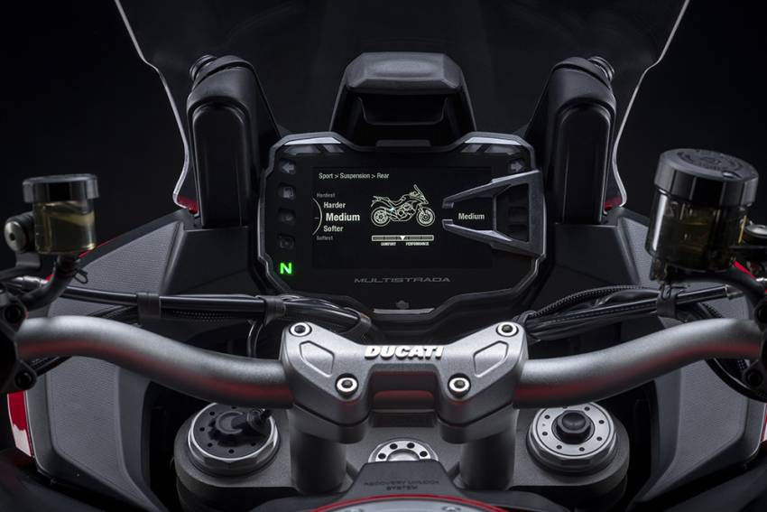 Ducati Multistrada V2 dan V2S didedah – lebih ringan daripada Multistrada 950, suspensi elektronik Skyhook 1354227