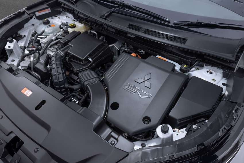 2022 Mitsubishi Outlander PHEV debuts – now with 20 kWh battery, 87 km EV range, more powerful e-motors 1367951