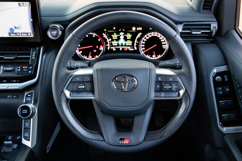 2022 Toyota Land Cruiser 300 in Australia – fr RM274k 1355696