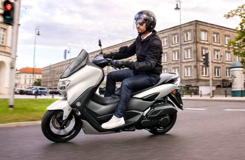 2022 Yamaha XMax and NMax new colours for Europe Image #1366341