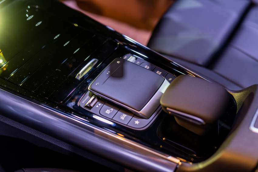 Mercedes-Benz GLA CKD 2021 dilancarkan di Malaysia — A200 dan A250 AMG Line, dari RM233k-RM266k 1366708