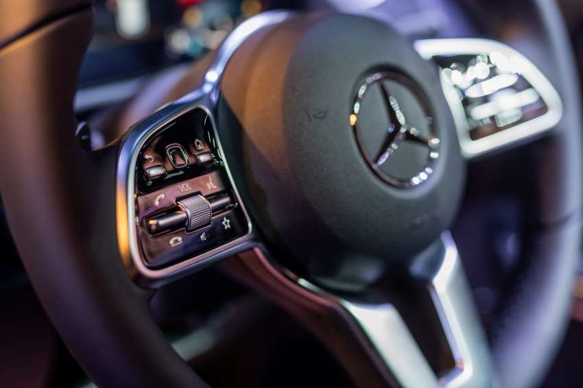 Mercedes-Benz GLA CKD 2021 dilancarkan di Malaysia — A200 dan A250 AMG Line, dari RM233k-RM266k 1366711