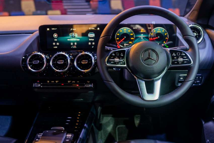 Mercedes-Benz GLA CKD 2021 dilancarkan di Malaysia — A200 dan A250 AMG Line, dari RM233k-RM266k 1366722