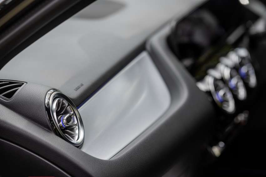 Mercedes-Benz GLA CKD 2021 dilancarkan di Malaysia — A200 dan A250 AMG Line, dari RM233k-RM266k 1366764