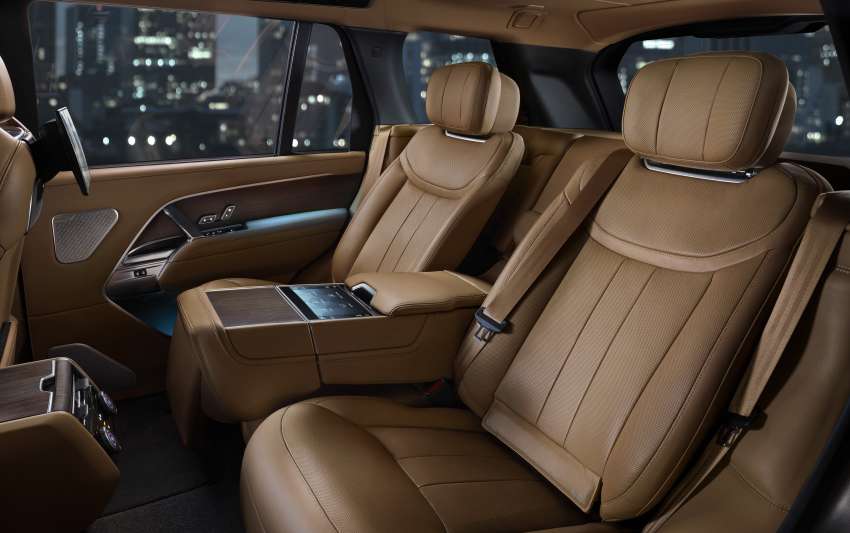 2022 Range Rover debuts – fifth-generation flagship brings seven-seat layout; pure EV version in 2024 1367495