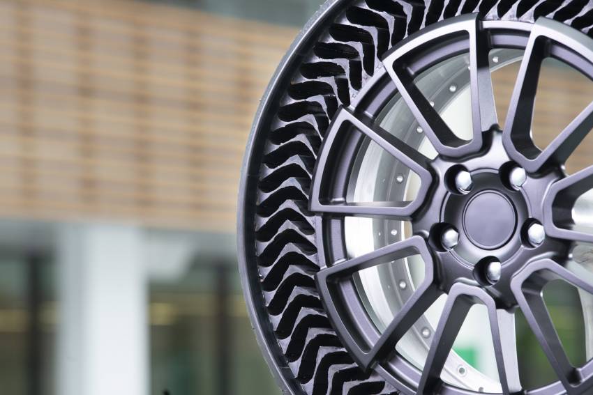 Michelin Uptis makes public debut – airless, puncture-proof and 3D-printed tyres to enter production in 2024 1356623