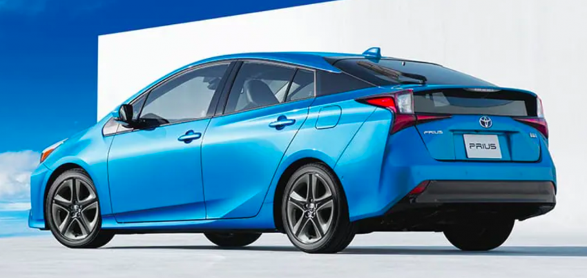 Toyota on achieving carbon neutrality – development of hybrids first; BEVs, battery production to follow 1358790