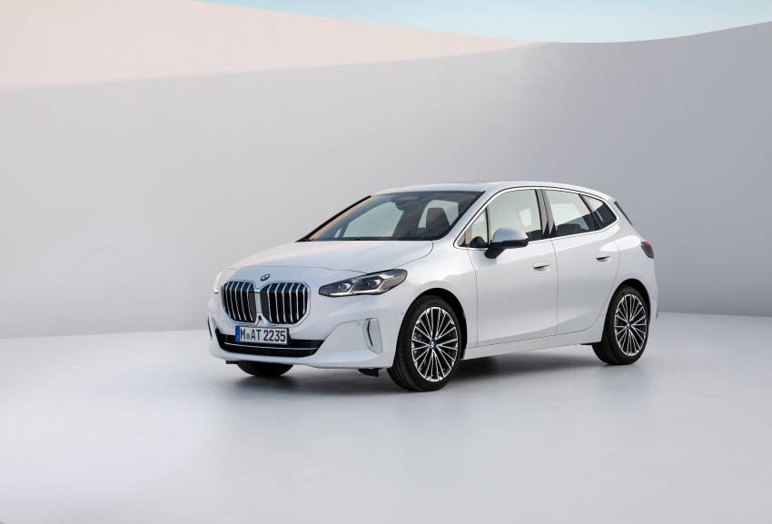 U06 BMW 2 Series Active Tourer debuts – all-new styling; petrol, diesel engines first; PHEVs next year 1356161