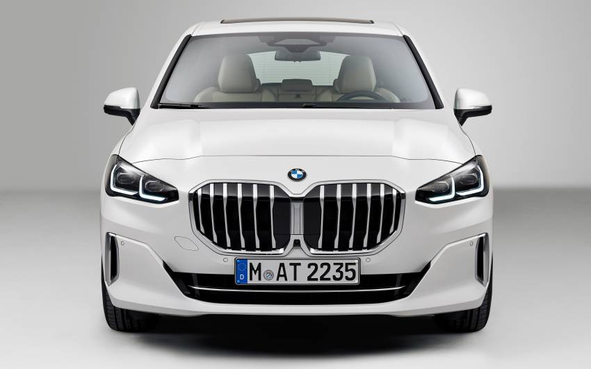 U06 BMW 2 Series Active Tourer debuts – all-new styling; petrol, diesel engines first; PHEVs next year 1356221