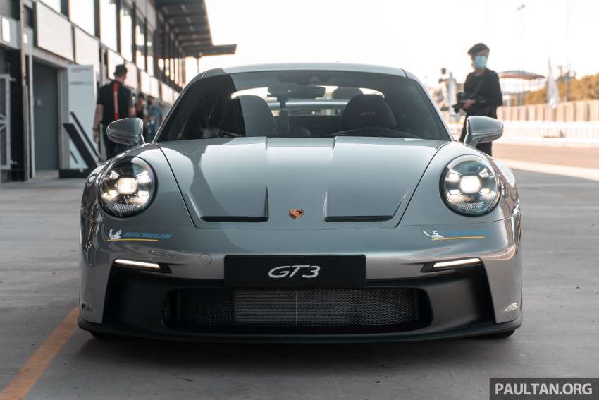 992 Porsche 911 GT3 launched in Malaysia – 4.0L NA flat-six, 6-speed MT & 7-speed PDK; from RM1.77 mil 1387801