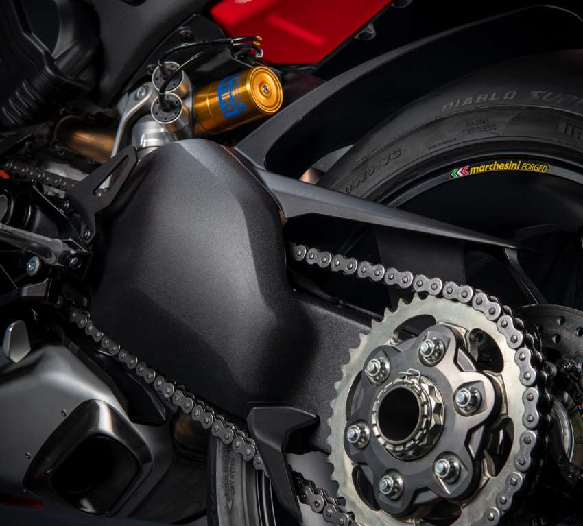 2022 Ducati Panigale V4 debuts – 215.5 hp, revised gearing; updates for improved on-track performance Image #1383631