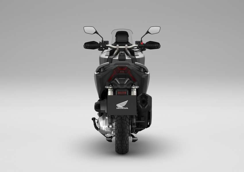 EICMA 2021: Honda ADV350 – 330 cc adventure-styled scooter with app-based Smartphone Voice Control 1382159