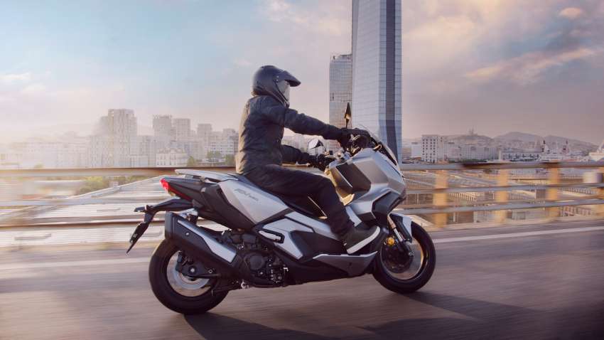 EICMA 2021: Honda ADV350 – 330 cc adventure-styled scooter with app-based Smartphone Voice Control 1382073
