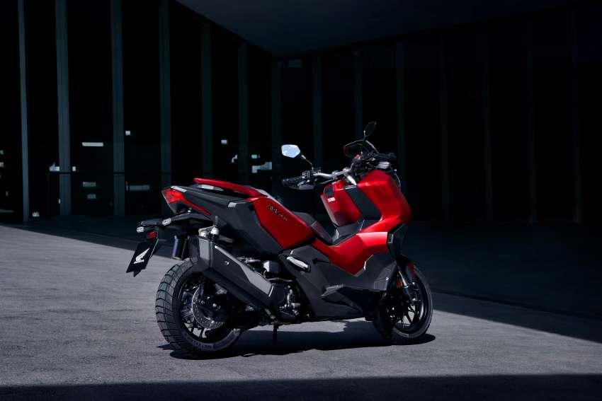 EICMA 2021: Honda ADV350 – 330 cc adventure-styled scooter with app-based Smartphone Voice Control 1382111