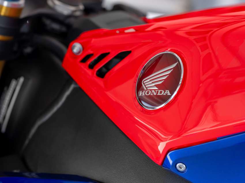 EICMA 2021: Honda CBR1000RR-R Fireblade SP 30th Anniversary joins ’22 update for stronger acceleration Image #1382522