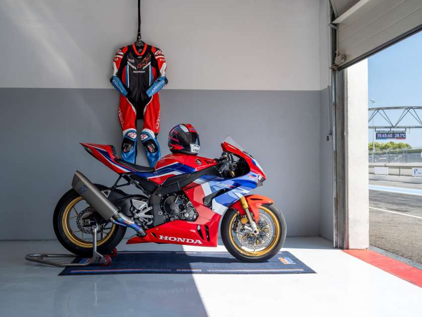 EICMA 2021: Honda CBR1000RR-R Fireblade SP 30th Anniversary joins ’22 update for stronger acceleration Image #1382523