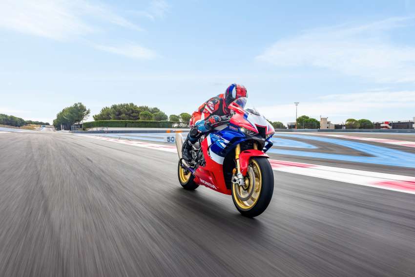 EICMA 2021: Honda CBR1000RR-R Fireblade SP 30th Anniversary joins ’22 update for stronger acceleration Image #1382498