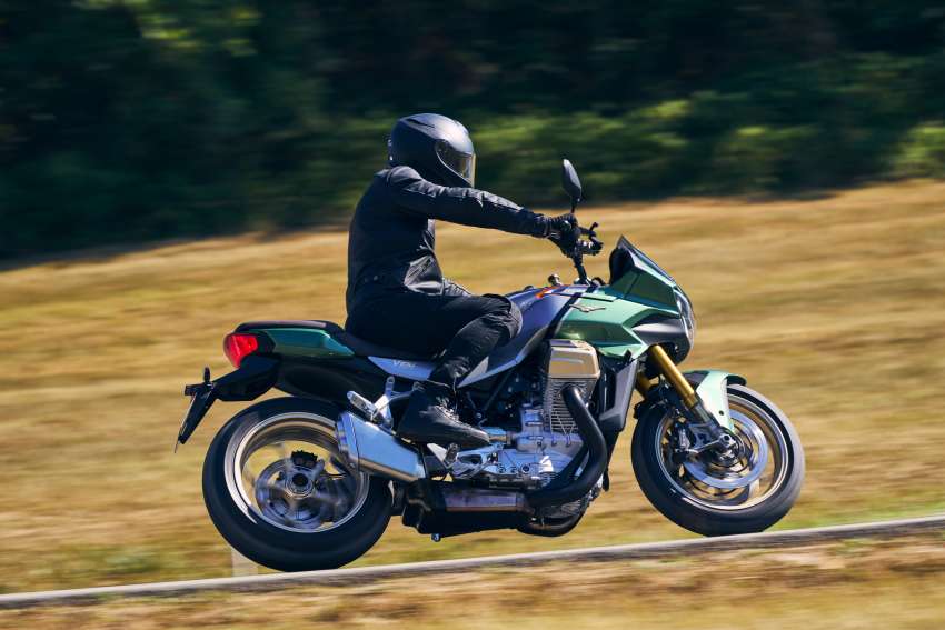 EICMA 2021: Moto Guzzi V100 Mandello unveiled 1384786