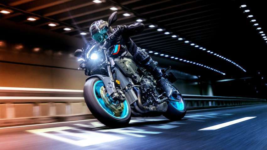 Yamaha MT-10 2022 diperkenal – banyak peningkatan termasuk pada enjin dan elektronik, ekzos titanium 1374124