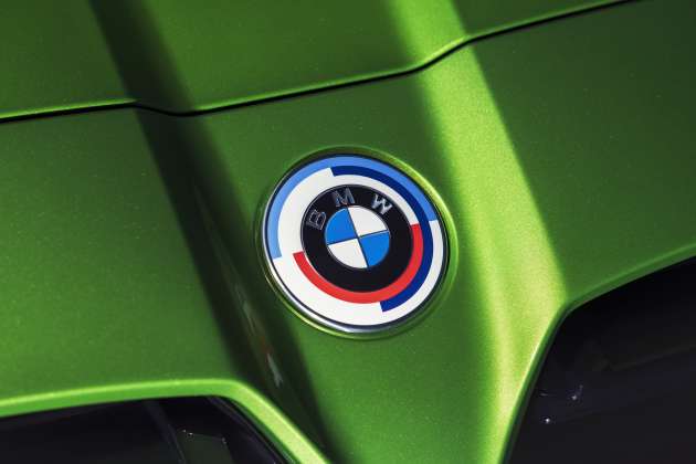 BMW M cecah 50 tahun pada 2022, rai dengan lencana, warna warisan – M2, M4 GTS, M hibrid sah dihasilkan