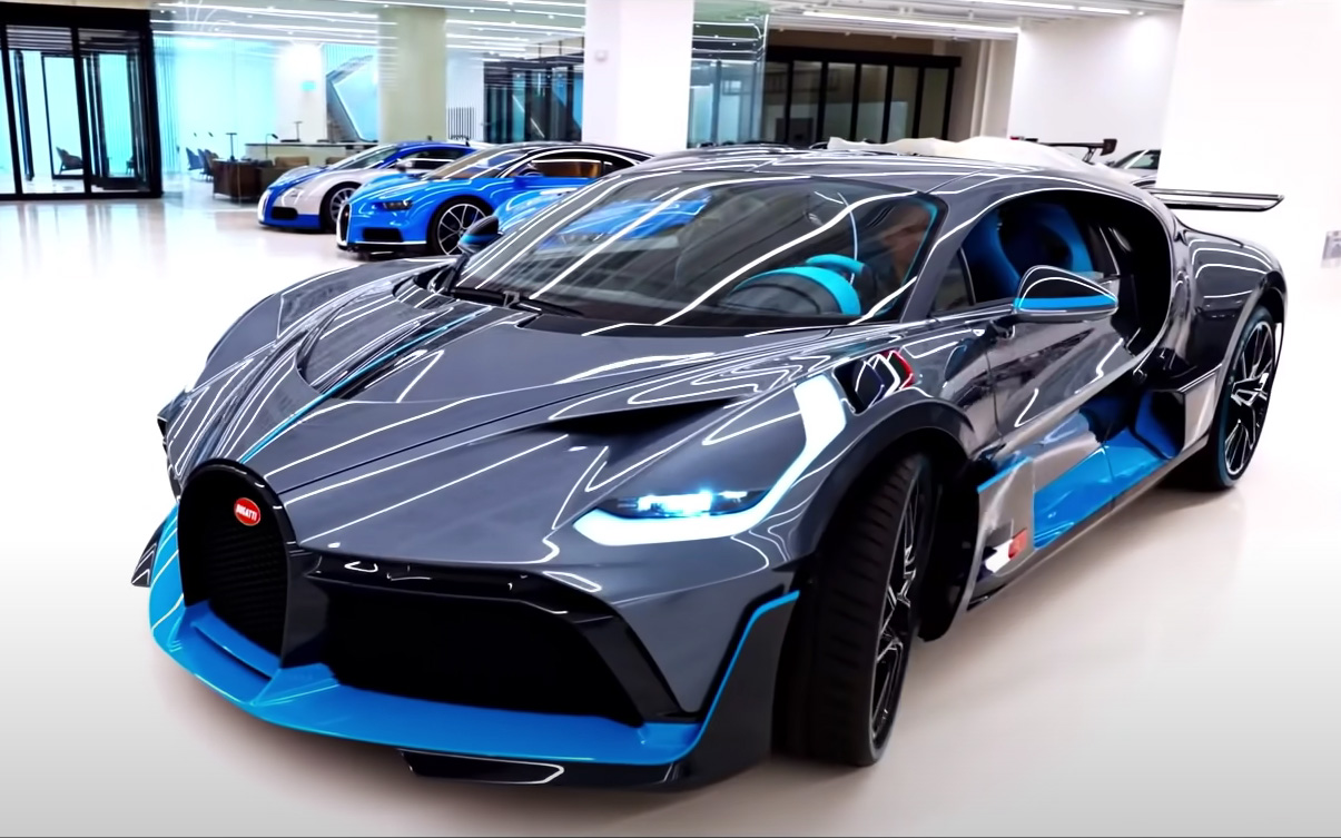 Bugatti Divo JP Chin story-3