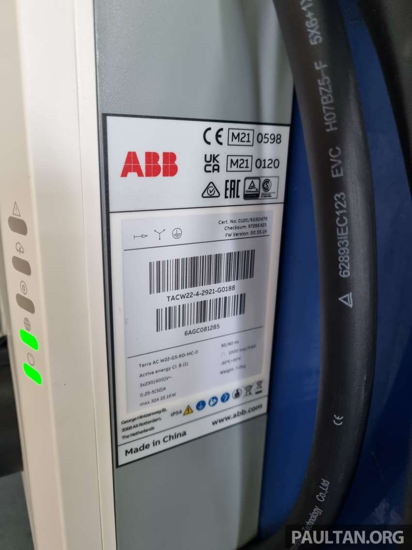 ChargEV replacing older EV chargers with new units Image #1376286