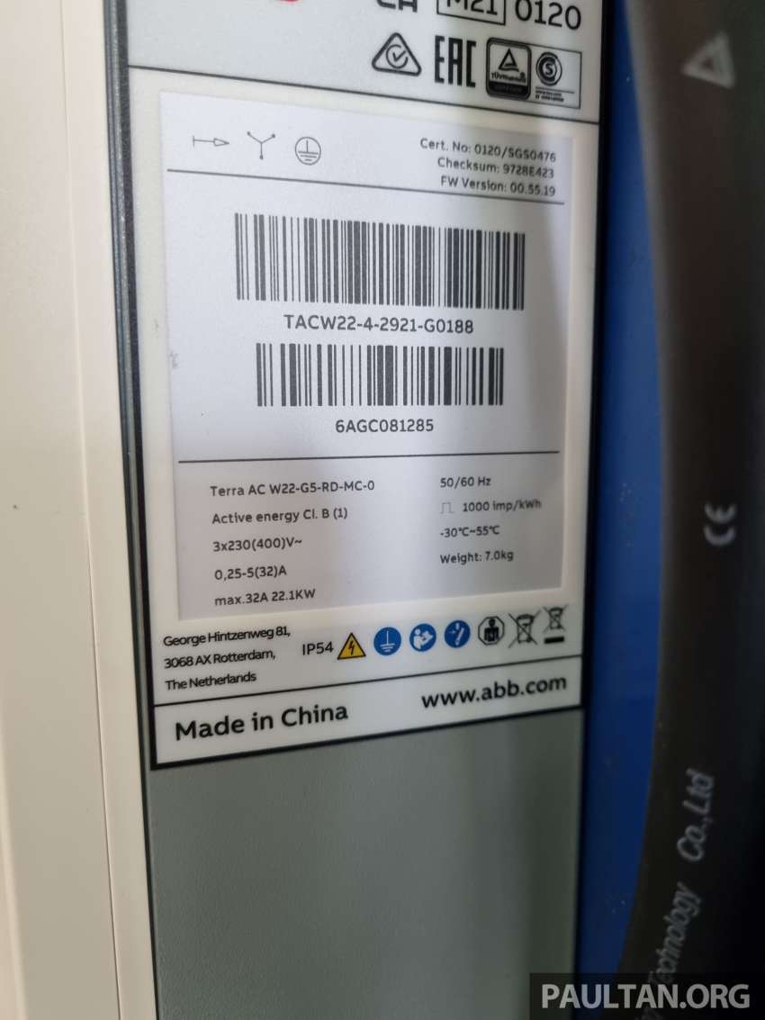 ChargEV replacing older EV chargers with new units Image #1376285
