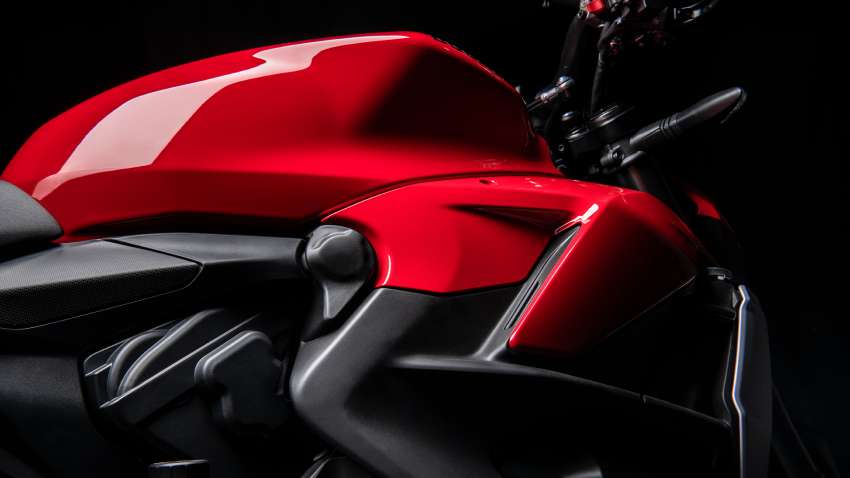 Ducati Streetfighter V2 diperkenal – 955 cc, 153 hp 1376785