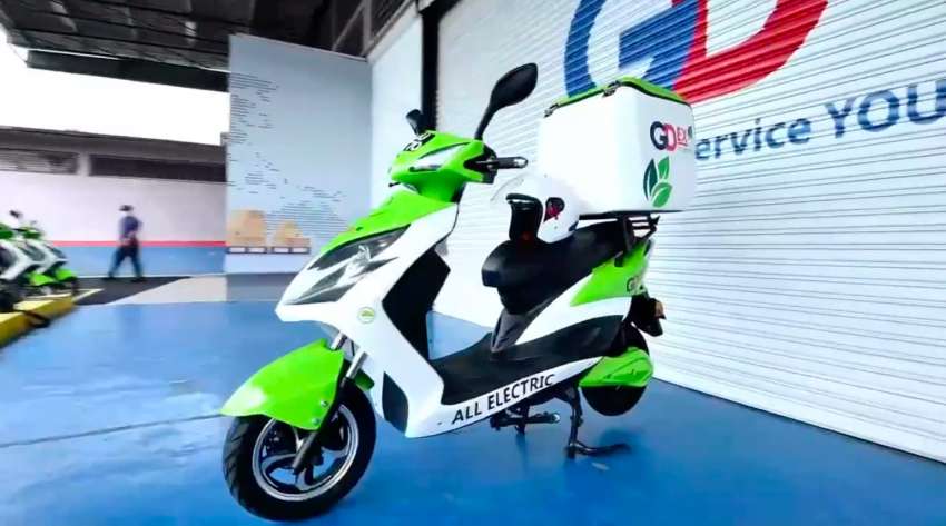 GDEX mula guna motosikal elektrik untuk operasi penghantaran di Malaysia, selaras inisiatif Go Green 1377010
