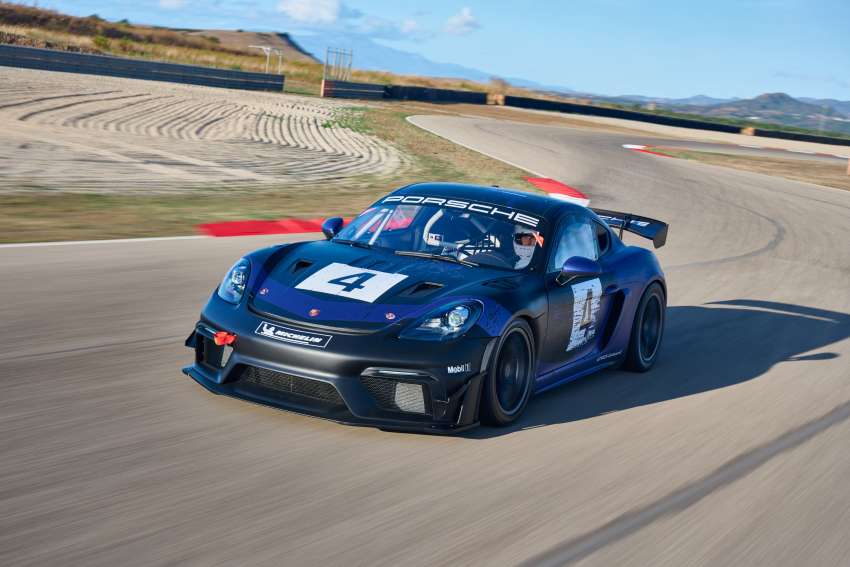 Porsche 718 Cayman GT4 RS Clubsport debuts – new race car gets 911 GT3 Cup’s engine; 500 PS, 465 Nm 1377744
