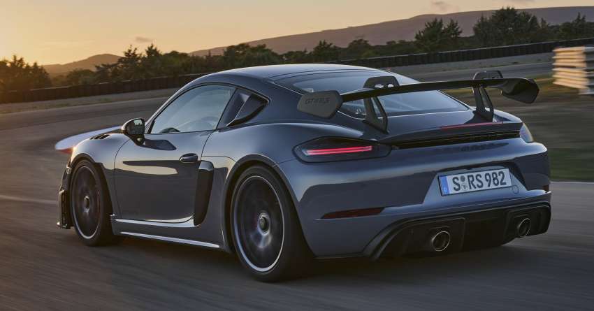 Porsche 718 Cayman GT4 RS revealed with 911 GT3’s 4.0L NA flat-six – 500 PS, 450 Nm; 0-100 km/h in 3.4s 1377461