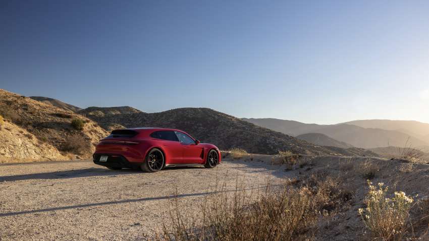 Porsche Taycan GTS debuts in Los Angeles – now with Sport Turismo wagon body; up to 504 km range WLTP 1377628