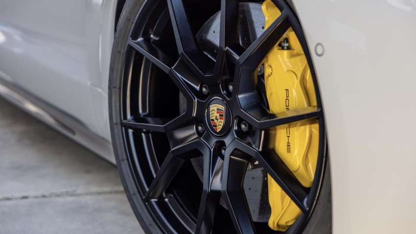 Porsche Taycan GTS debuts in Los Angeles – now with Sport Turismo wagon body; up to 504 km range WLTP 1377567