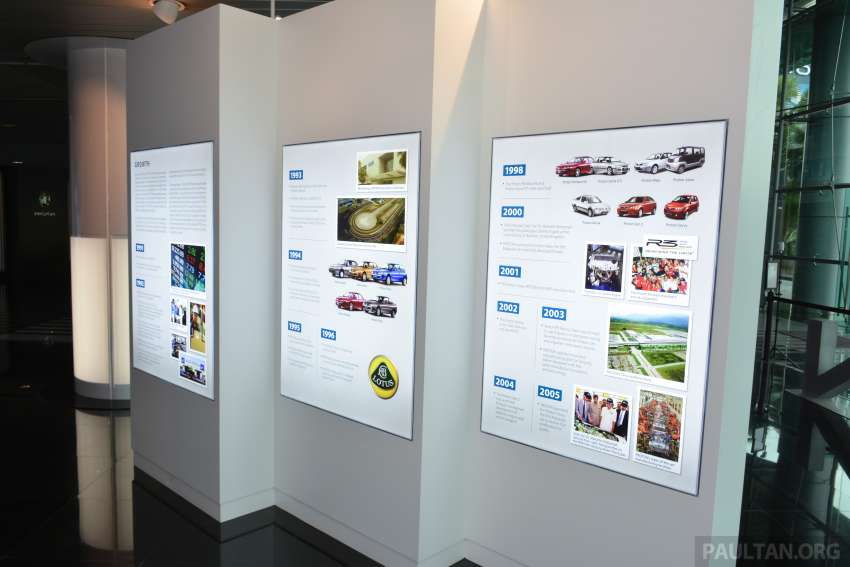 Proton’s opens Gallery of Inspiration at COE – new interactive space has old cars, VR, Starbucks cafe 1383694