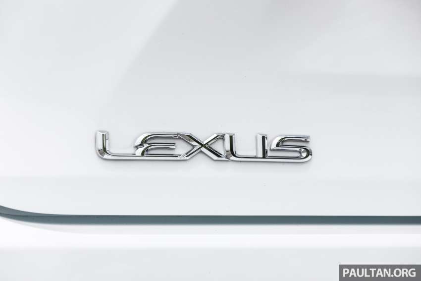 2021 Lexus RX300 facelift walk-around in Malaysia 1395812