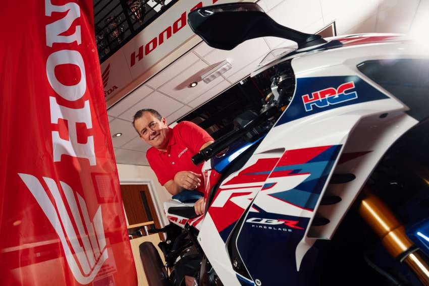 John McGuinness to race Honda CBR1000RR-R Fireblade SP at 2022 Isle of Man TT in Senior TT 1386857