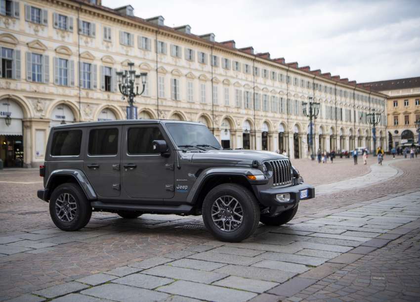 2022 Jeep Wrangler 4xe in Europe – PHEV only, petrol variants dropped; updated ADAS and equipment 1388586