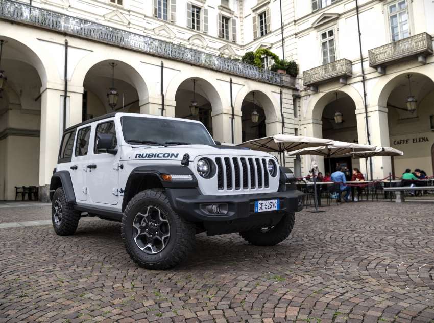 2022 Jeep Wrangler 4xe in Europe – PHEV only, petrol variants dropped; updated ADAS and equipment 1388592