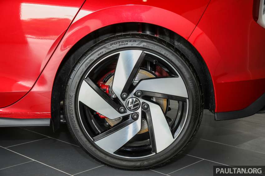 2022 Volkswagen Golf GTI and R-Line Mk8 in Malaysia 1396493