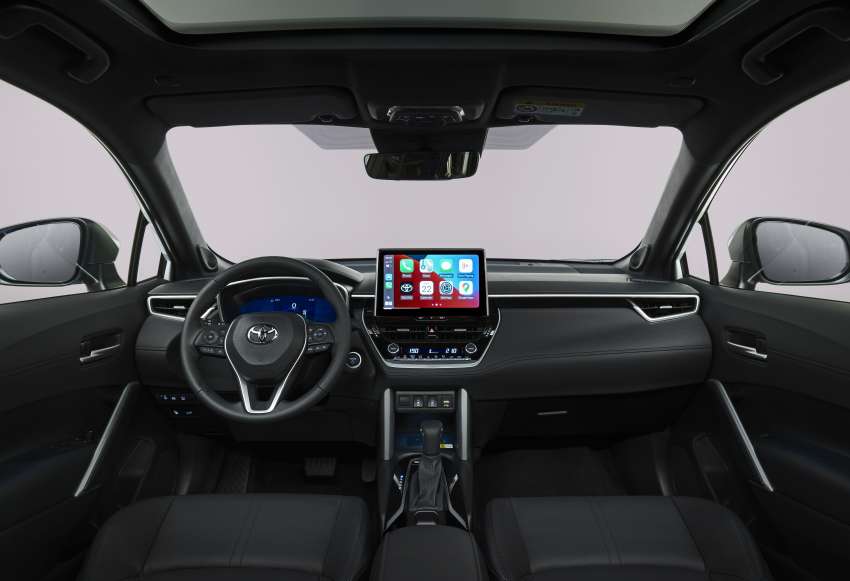 Toyota Corolla Cross – Europe gets new 2.0L Dynamic Force hybrid, fancy LED lights, wireless CarPlay 1386833