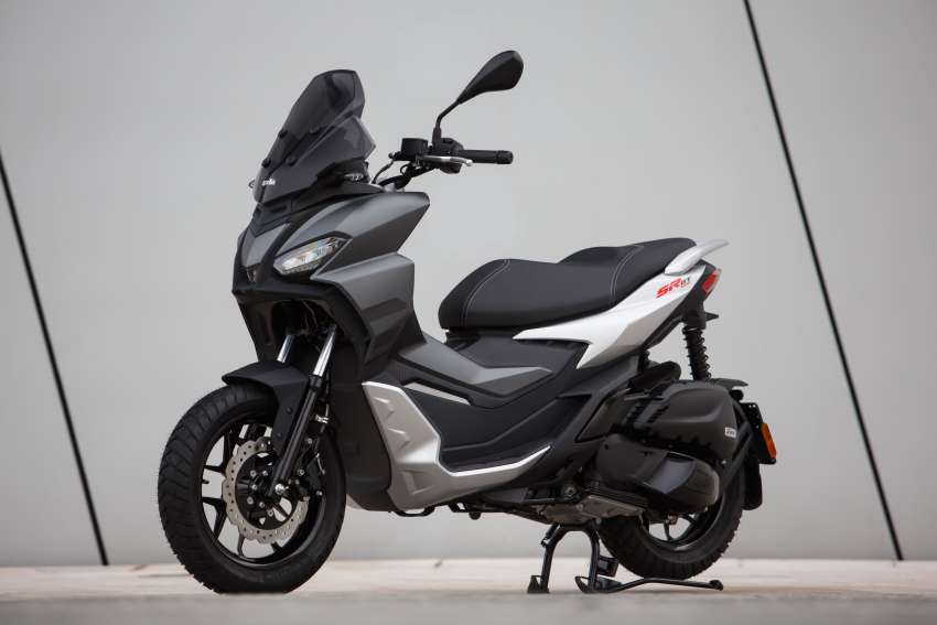 EICMA 2021: Aprilia SR GT – Urban adventure scooters in 125 cc, 200 cc versions; connectivity for calls, music 1386276