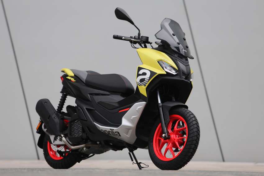 EICMA 2021: Aprilia SR GT – Urban adventure scooters in 125 cc, 200 cc versions; connectivity for calls, music 1386331